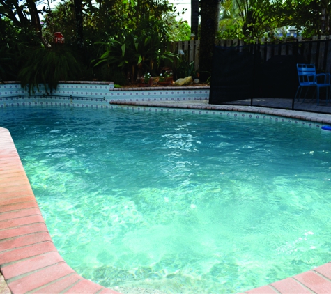 Pool Service FL Blue - Weston, FL