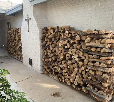 El Paso's Best Smoking And Firewood. Oak / Juniper