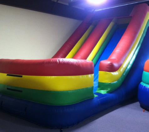 Jumpers Playhouse Party Rentals - Murfreesboro, TN