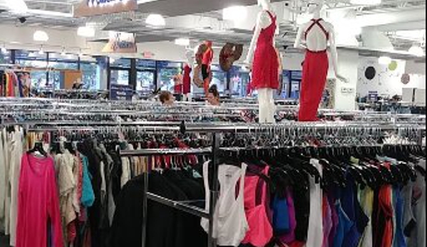 Goodwill Hialeah Flamingo Park Plaza - Hialeah, FL