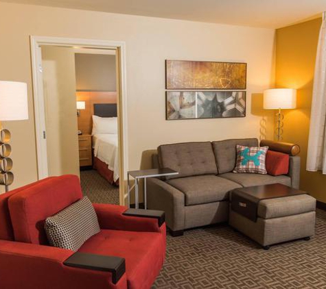 TownePlace Suites Erie - Erie, PA