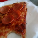 Lia's Pizza - Pizza