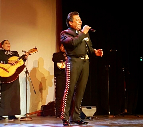 MARIACHI UNIVERSAL - Fresno, CA