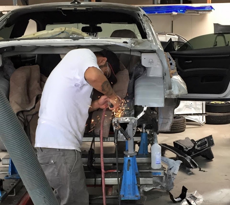 Precision Auto Body - Reseda, CA