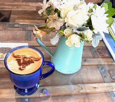 Audra's Copper Coo - Thermopolis, WY. Coffee