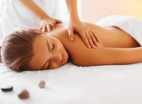 Male Back & Neck Massage - Brooklyn, NY