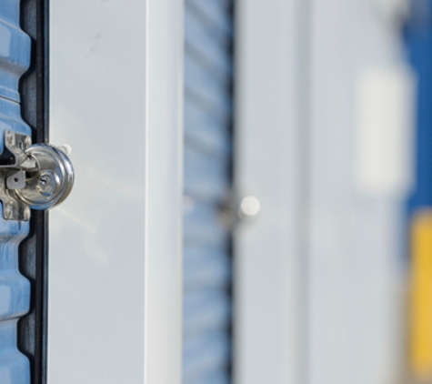 Fairy Meadow Self Storage - Fairy Meadow, NSW. Our Objective Is To Make Service Our Number One Priority