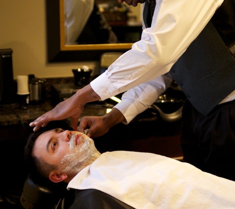 Gentlemen's Republic Barber & Detailing Salon - El Paso, TX