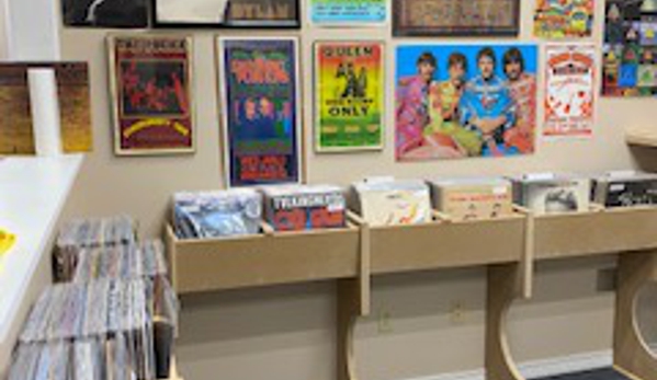 Marley’s Music - Biloxi, MS. New AND Used vinyl LPs.