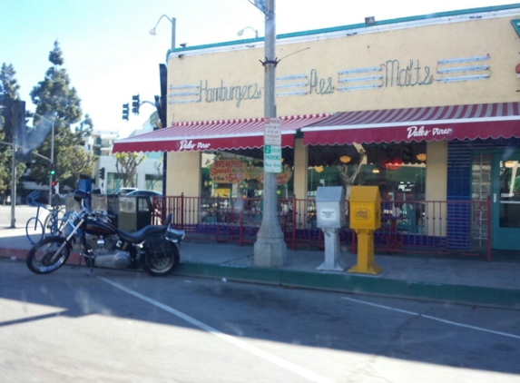 Dale's Diner - Long Beach, CA