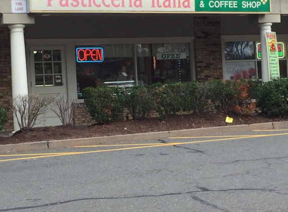 Pasticceria Italia - Bloomfield, CT