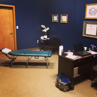 Dorr Chiropractic - Dorr, MI. Dorr Chiropractic adjustment room