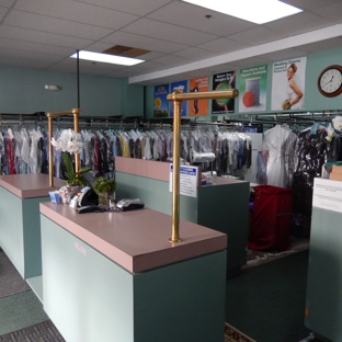 Meadowbrook Dry Cleaners & Alterations Shop - Auburn Hills, MI