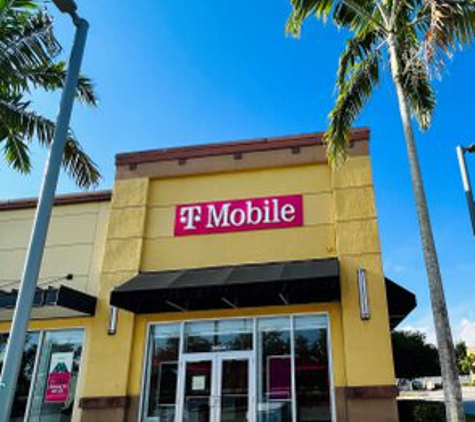 T-Mobile - Pembroke Pines, FL