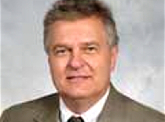 Dr. Gerald D Suchomski, MD - Chatham, IL