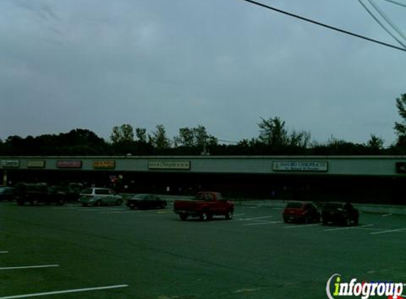 Lowe Mart Liquors - Peabody, MA