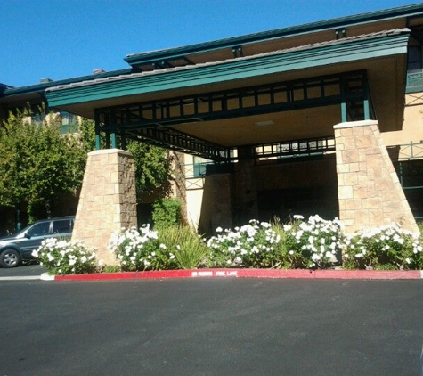 Hampton Inn & Suites Agoura Hills - Agoura Hills, CA