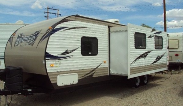 River RV Rentals - Parker, AZ