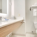 Holiday Inn Express & Suites Portland by IHG - Hotels