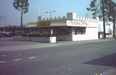 Manna Donuts Pomona CA 91767