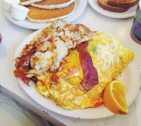 Family House Of Pancakes - National City, CA