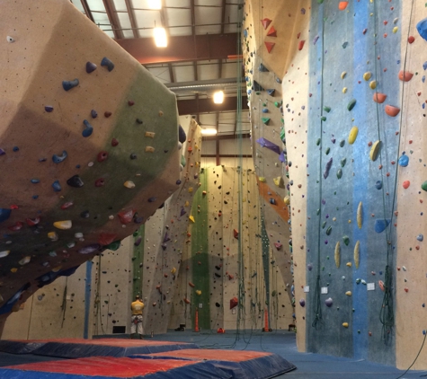 Central Rock Climbing Center - Watertown, MA