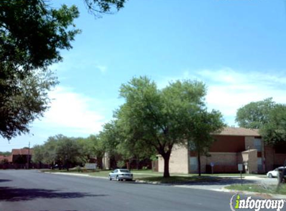 Pecan Villa Apartments - Seguin, TX