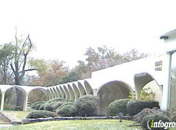 Louis Memorial Chapel - Kansas City, MO