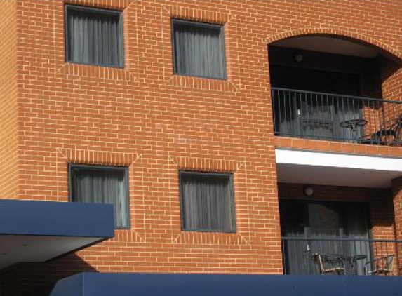Hi - Point Windows