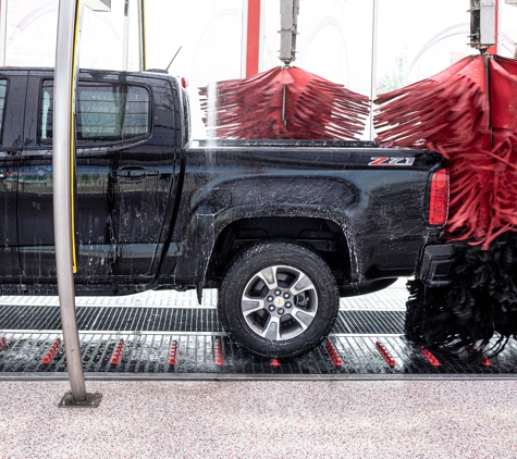 Tommy's Express Car Wash - Sheboygan, WI