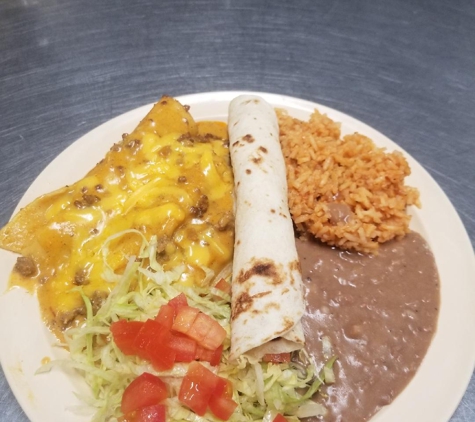 Monroe St Cafe - Beeville, TX. Best enchiladas