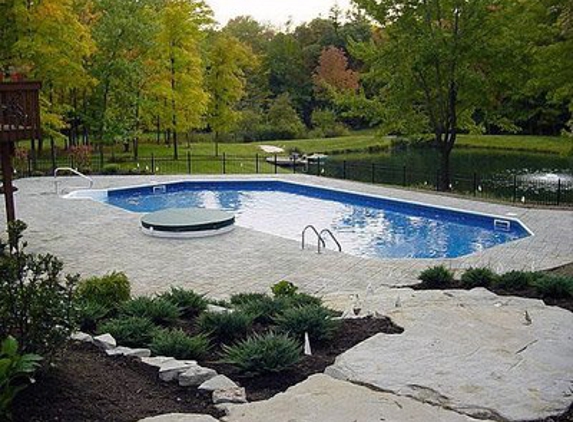 D & J Pool Builders - Kirtland, OH