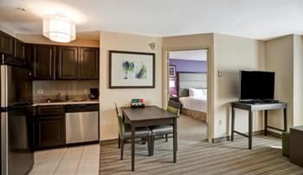 Homewood Suites by Hilton Eatontown - Eatontown, NJ