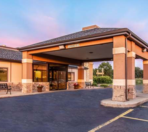 Country Inns & Suites - Muskegon, MI