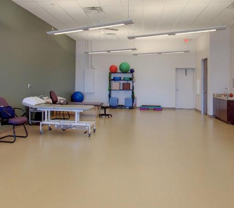 Vista Physical Therapy - Dallas, Bainbridge Dr. - Dallas, TX