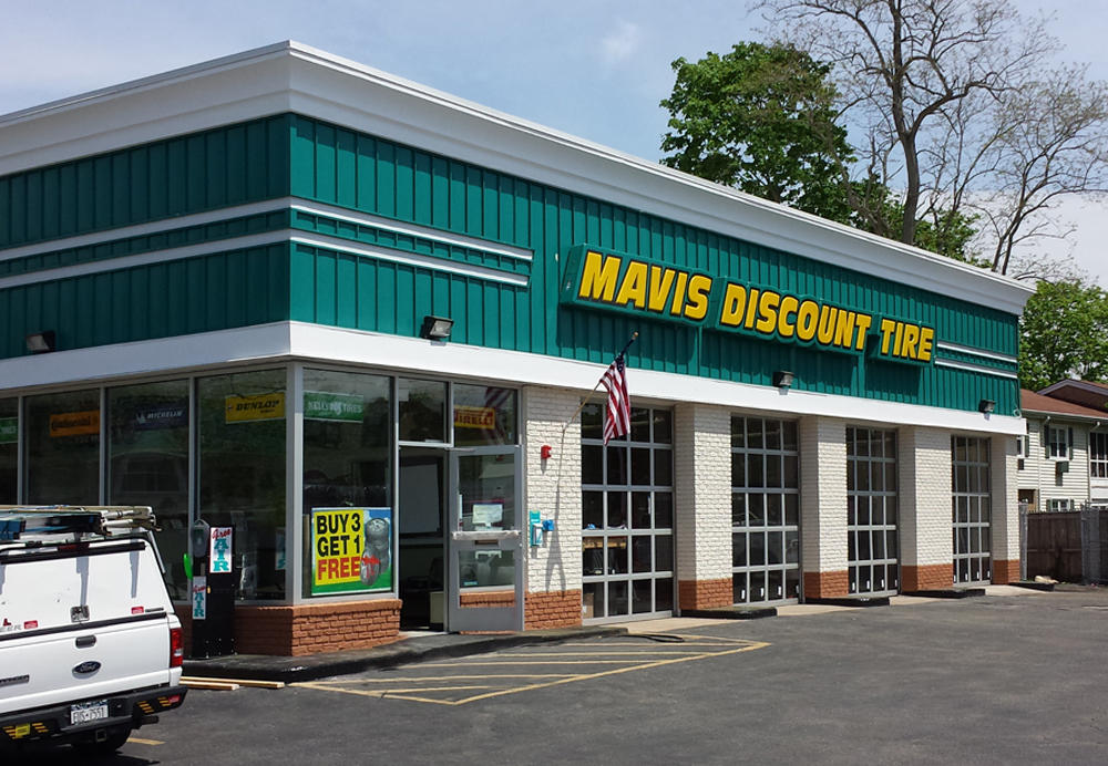 Mavis Discount Tire 201 E Main St, East Islip, NY 11730