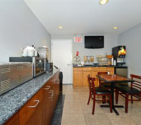 Lexington Inn - Brooklyn, NY