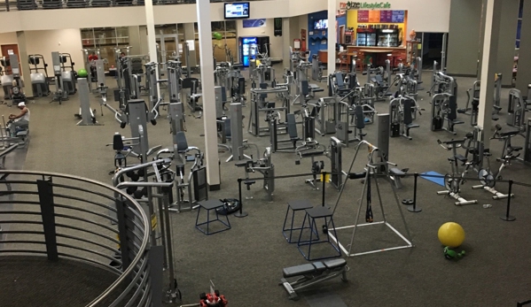 LA Fitness - Boynton Beach, FL