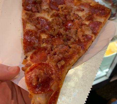 Mariella Pizza - New York, NY