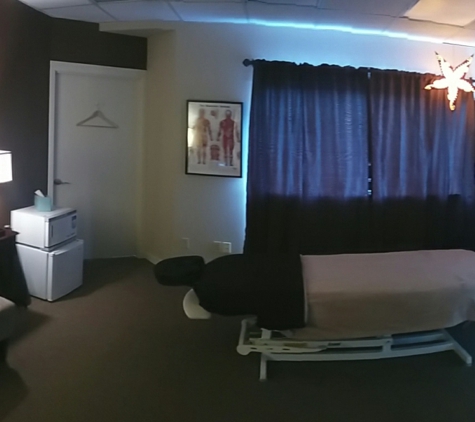 Daniel Ruiz Massage - Mercer Island, WA