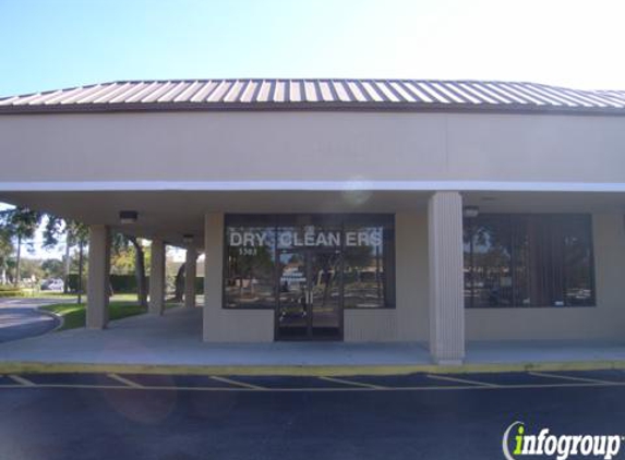 Best Discount Dry Cleaners - Coconut Creek, FL