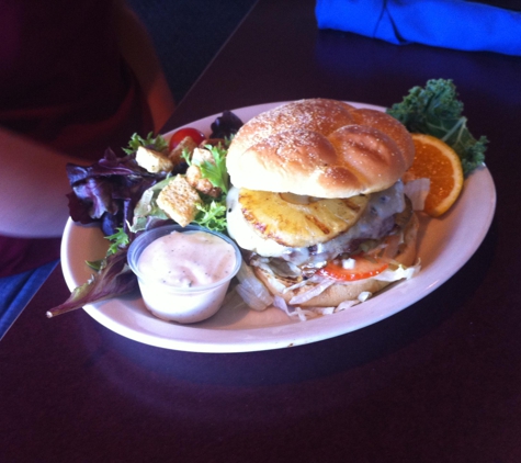 The Crow's Nest at Clover Island Inn - Kennewick, WA