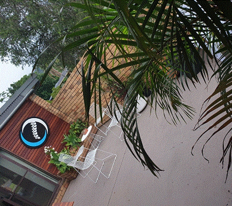 The Chiro Coffs - Coffs Harbour, NSW. Outdoor Waiting Area At The Chiro Coffs clinic