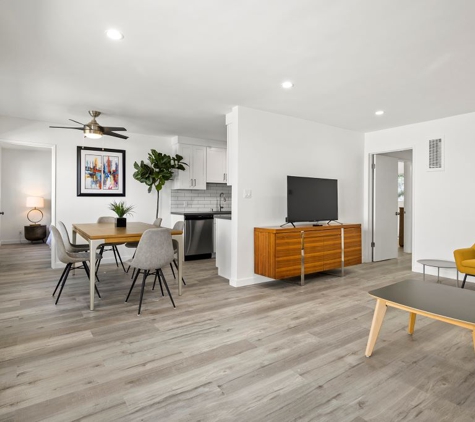 Kling Trio Apartments - Valley Village, CA