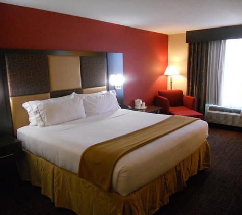 Holiday Inn Express & Suites Greensburg - Greensburg, PA