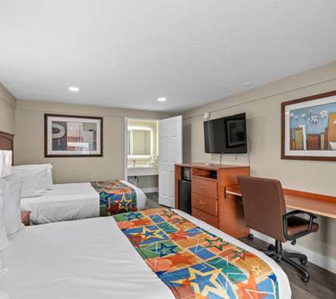 Travelodge By Wyndham Kissimmee/Orlando - Kissimmee, FL