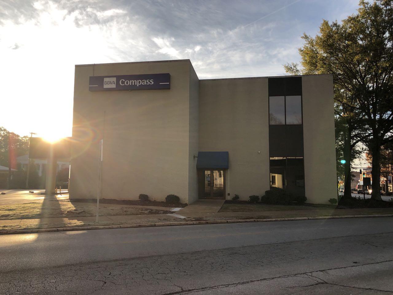 banks in florence al