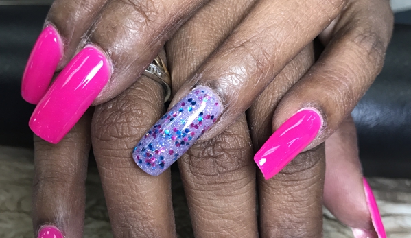 Regal Nails - San Antonio, TX. Dipping powdered nails (her real nails)