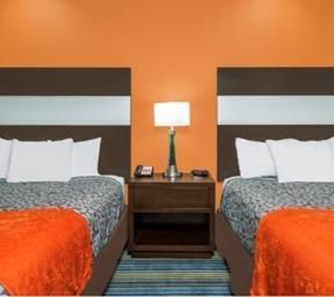 Days Inn & Suites by Wyndham Katy - Katy, TX