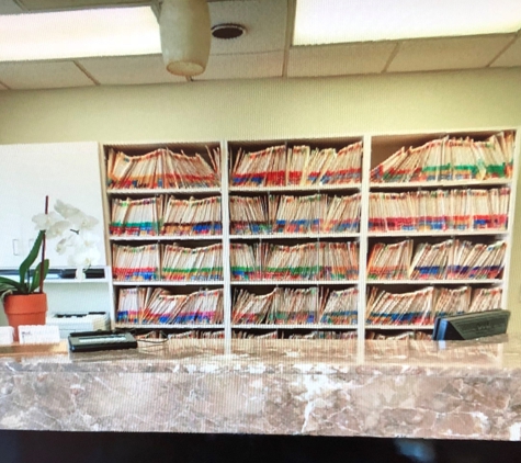 Lee Kenneth V.DDS - Auburn, CA. Front Desk